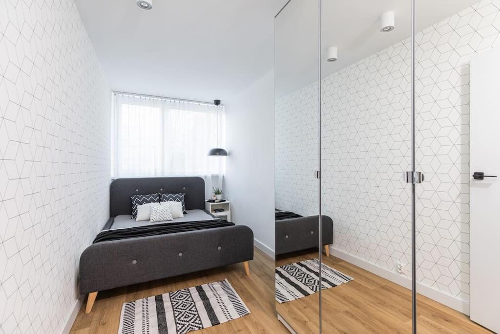 Superapart Jana Pawla Ii, Apt 302 Cozy Urban Retreat, Perfect For Couples ワルシャワ エクステリア 写真
