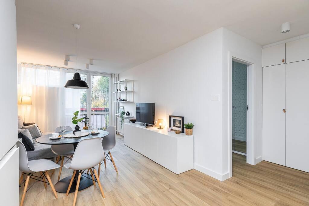 Superapart Jana Pawla Ii, Apt 302 Cozy Urban Retreat, Perfect For Couples ワルシャワ エクステリア 写真